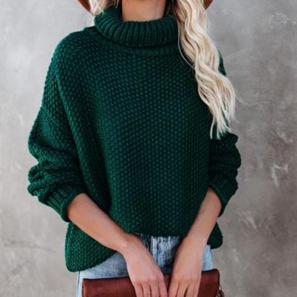 Warm Embrace Emerald Green Turtleneck Sweater - Picture 4 of 13
